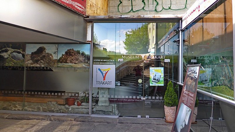 organizirat-izlozhba-mladiiat-plovdiv-468